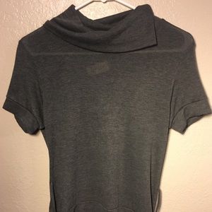 UVA Line W shirt /top Large style #2042, Pre-owned